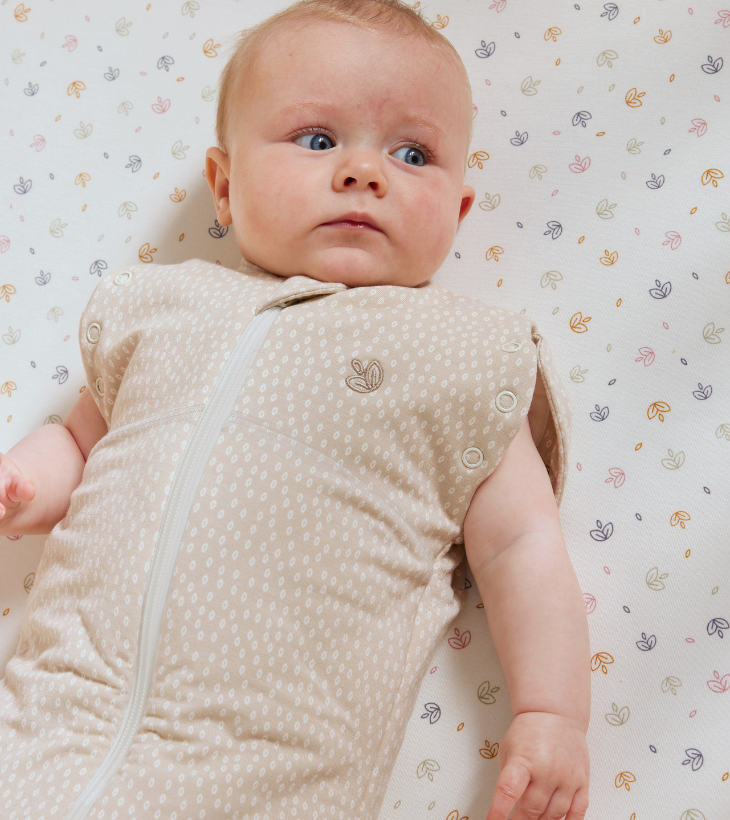 Grow Kindly - Swaddle Sleeping Bag 2.5 TOG