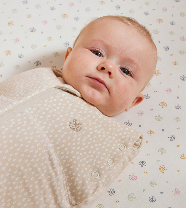 Grow Kindly - Swaddle Sleeping Bag 2.5 TOG