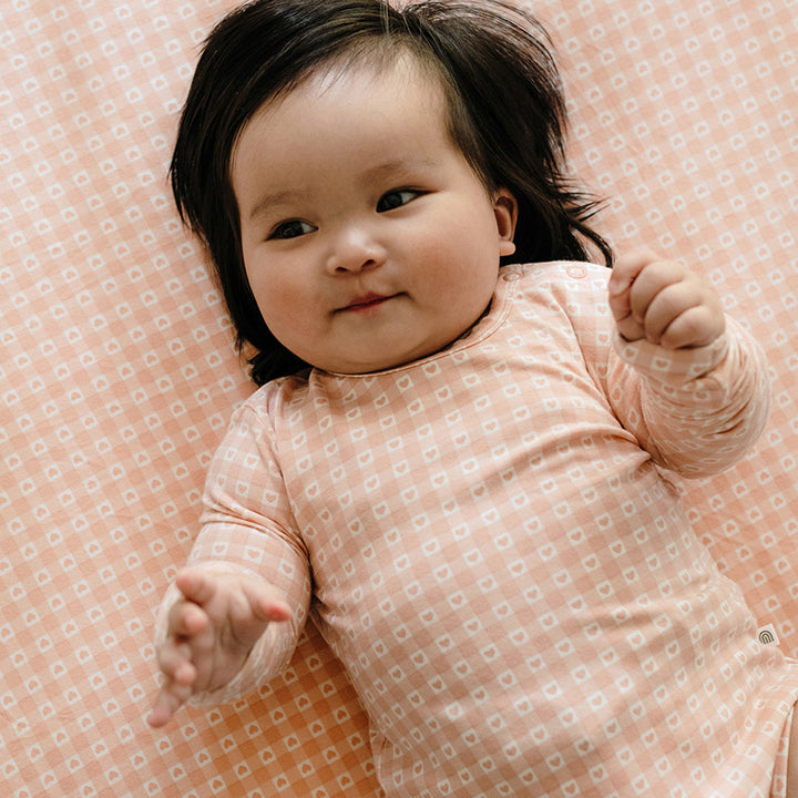 Fitted Cot Sheet - Heart Gingham