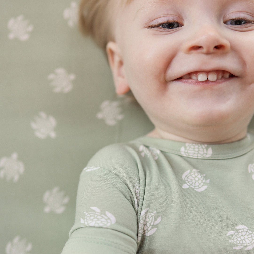 Fitted Cot Sheet - Turtle