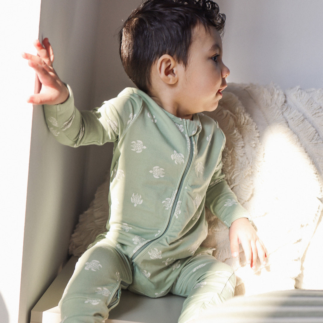 Essential Onesie - Turtle