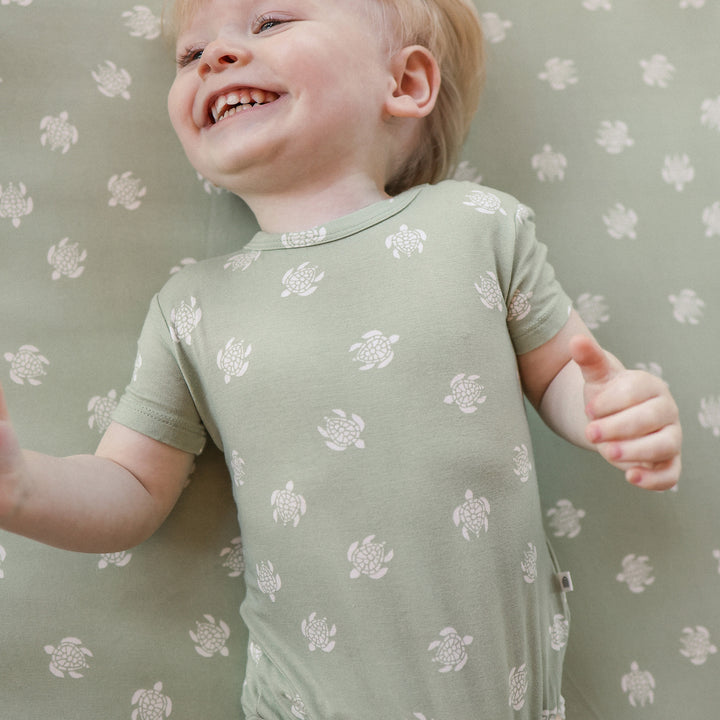 Comfy Short Sleeve Bodysuit - Turtle