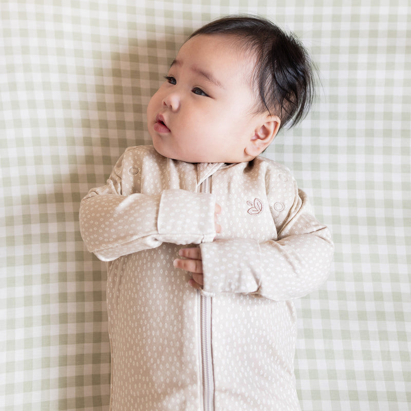 Swaddle Sleeping Bag 0.5 TOG - Oat Little Pod