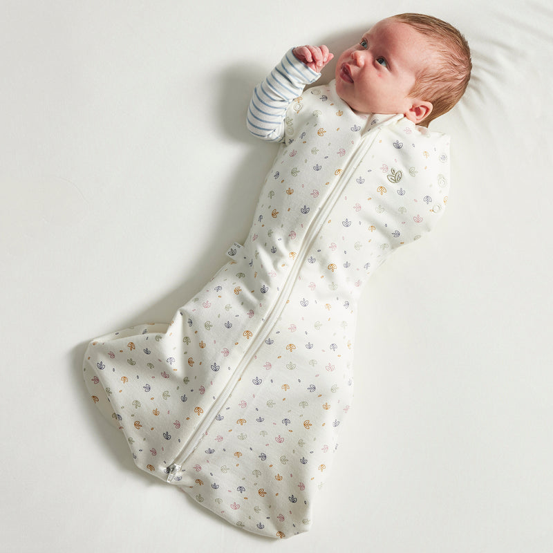 Swaddle Sleeping Bag 2.5 TOG - Rainbow Dreaming